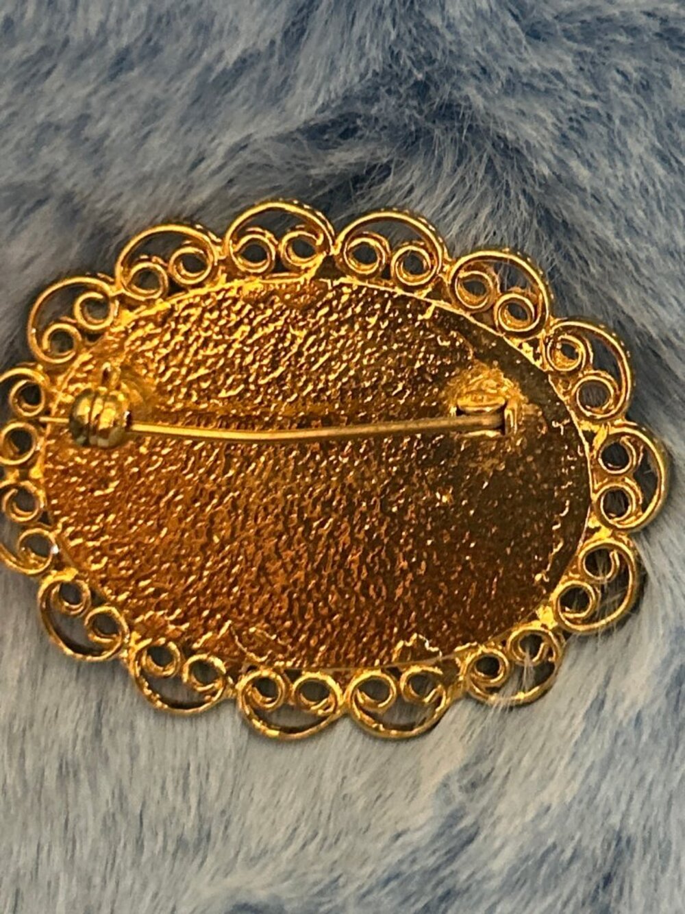 Vintage Black & Gold Embroidered Brooch – Ornate Scroll Filigree Frame Statement